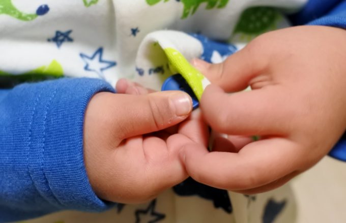 3歳 ボタンの練習 パジャマ